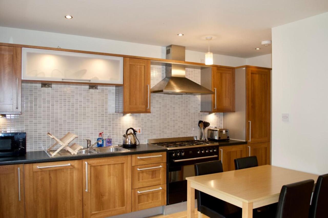 Modern 2 Bedroom City Centre Flat Edinburgh Dış mekan fotoğraf