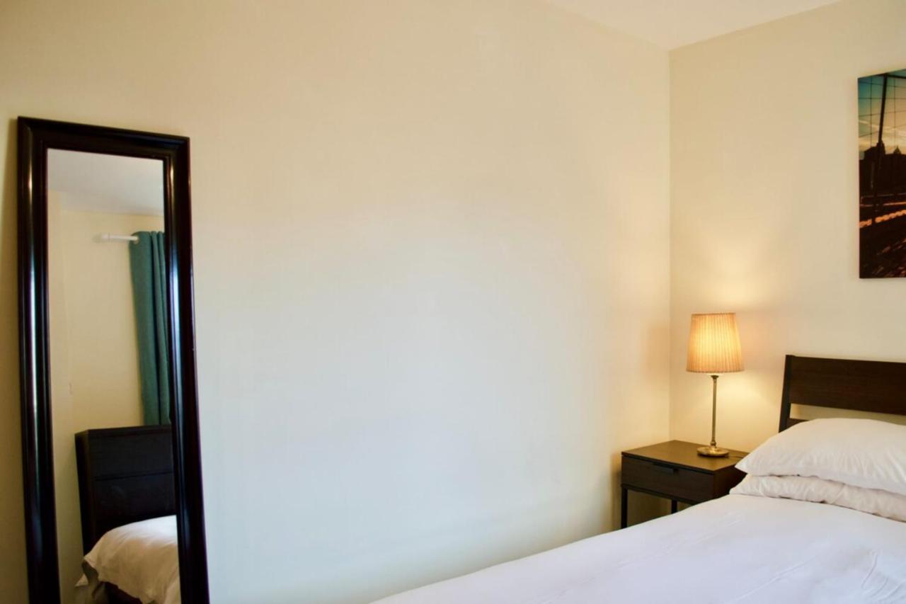 Modern 2 Bedroom City Centre Flat Edinburgh Dış mekan fotoğraf